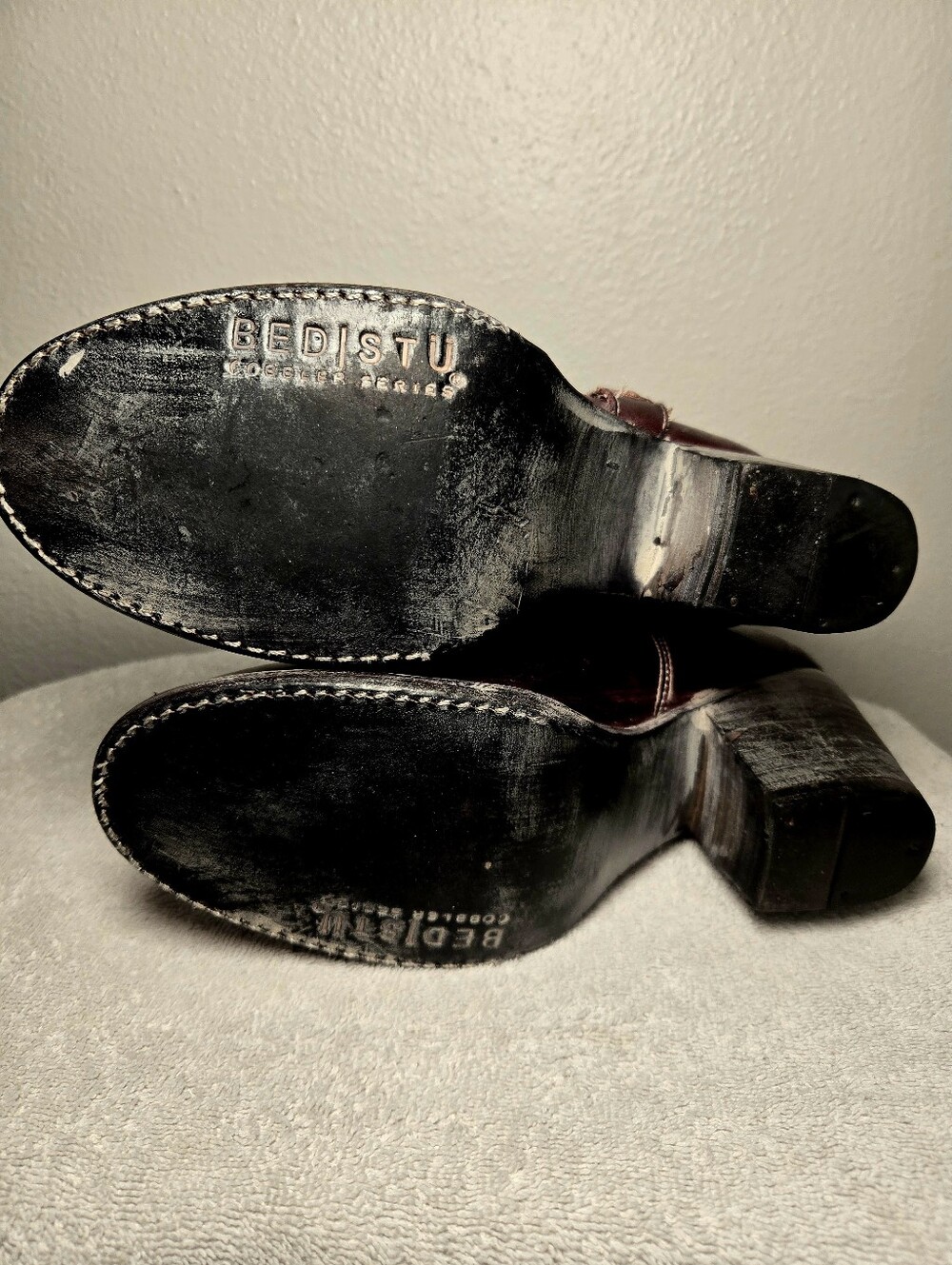 Bed Stu Cobbler Series Womens 6 Distressed 2" Heeled Boots Chelsea Cherry Bootie - Picture 6 of 10